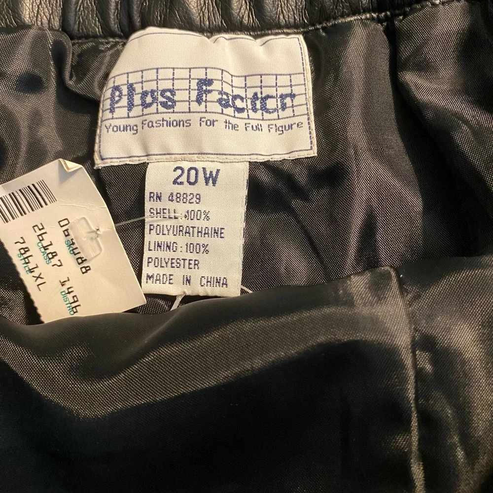 NWT Plus Factor faux leather skirt - Picture 10 of 10